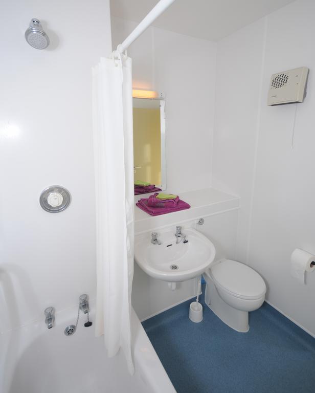 Corrib Village Apartments University Of ゴールウェイ エクステリア 写真